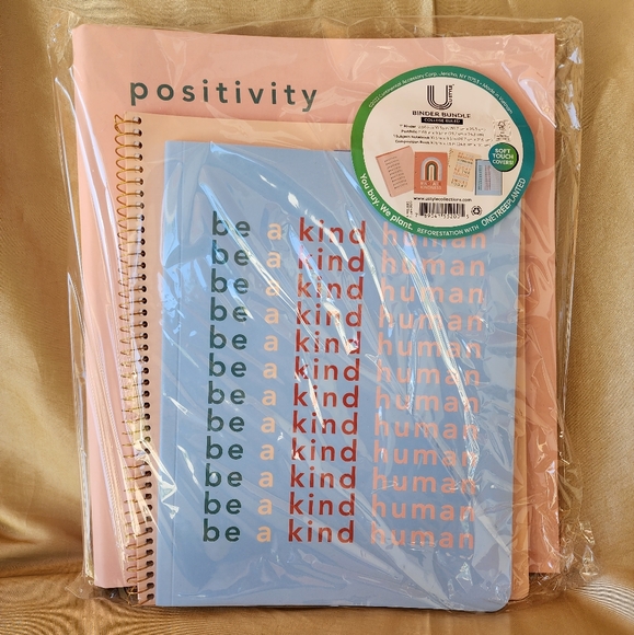 Pink binder bundle - Picture 1 of 5